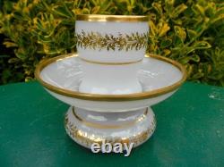 CRACHOIR ET SON GOBELET OPALINE PTE DE RIZ ET OR BACCARAT XIX ème NAPOLÉON III
