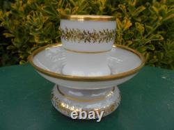 CRACHOIR ET SON GOBELET OPALINE PTE DE RIZ ET OR BACCARAT XIX ème NAPOLÉON III