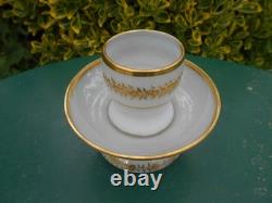 CRACHOIR ET SON GOBELET OPALINE PTE DE RIZ ET OR BACCARAT XIX ème NAPOLÉON III