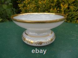 CRACHOIR ET SON GOBELET OPALINE PTE DE RIZ ET OR BACCARAT XIX ème NAPOLÉON III