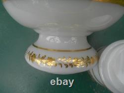 CRACHOIR ET SON GOBELET OPALINE PTE DE RIZ ET OR BACCARAT XIX ème NAPOLÉON III