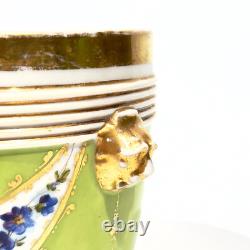 Cache Pot en Porcelaine de Paris Napoléon III Fond Vert Fleurs Tête de Lion XIXe