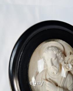 Cadre reliquaire XIXe Buste du Christ bénissant en écume de mer Napoléon III