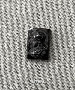 Camée, profils casqués, agate brune XIXe