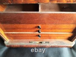 Cave à cigares en loupe de thuya / Fin XIXe/Napoléon III/Début XXe / Liqueur Cave à cigares en loupe de thuya / Fin XIXe/Napoléon III/Début XXe / Liqueur