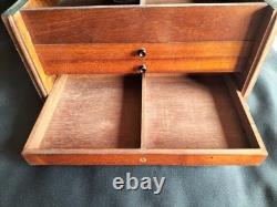 Cave à cigares en loupe de thuya / Fin XIXe/Napoléon III/Début XXe / Liqueur Cave à cigares en loupe de thuya / Fin XIXe/Napoléon III/Début XXe / Liqueur