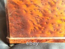 Cave à cigares en loupe de thuya / Fin XIXe/Napoléon III/Début XXe / Liqueur Cave à cigares en loupe de thuya / Fin XIXe/Napoléon III/Début XXe / Liqueur