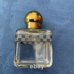 Cave à parfum 3 flacons en cristal dans étui en cuir XIXe / Napoléon III