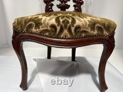 Chaise chauffeuse d'époque Napoléon III en acajou sculpté XIX siècle