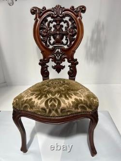 Chaise chauffeuse d'époque Napoléon III en acajou sculpté XIX siècle