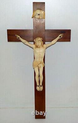 Christ Crucifix de Clovis Delacour (1859-1929) à Paris fin XIXè