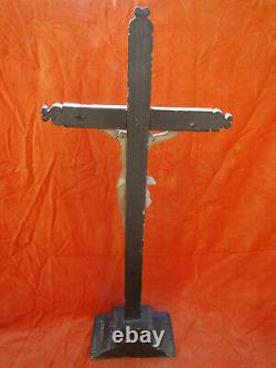 Christ en croix Crucifix Bois et stuc XIX°