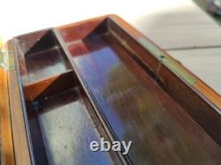 Coffret à bijoux ou à jeux en marqueterie bois de rose & Ronce de Noyer XIX Ème