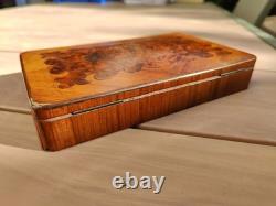Coffret à bijoux ou à jeux en marqueterie bois de rose & Ronce de Noyer XIX Ème