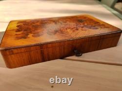 Coffret à bijoux ou à jeux en marqueterie bois de rose & Ronce de Noyer XIX Ème