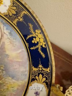 Coupe en porcelaine sevres signée chateau tuileries XIXe siecle louis philippe
