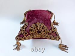 Coussin de mariage Napoléon III XIXe siècle velours rouge galon globe de mariée