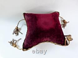 Coussin de mariage Napoléon III XIXe siècle velours rouge galon globe de mariée