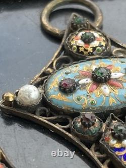 Croix bressanne en argent émaillé Encadrée Napoléon III Fin XIXe siècle