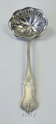 Cuillère Saupoudreuse PHILIPPE BERTHIER Argent Massif NAPOLÉON III Minerve XIXe