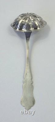 Cuillère Saupoudreuse PHILIPPE BERTHIER Argent Massif NAPOLÉON III Minerve XIXe