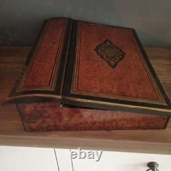 Ecritoire Napoleon III. XIX ème marqueterie Boulle a restaurer
