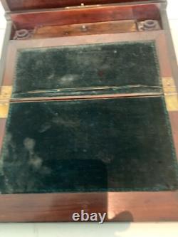 Ecritoire Napoléon III en marquetrerie et loupe de thuya XIX siècle