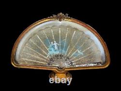 Éventail Antique En Nacre Et Dentelle, Avec Vitrine Expositeur Doré. Espagne. XIX
