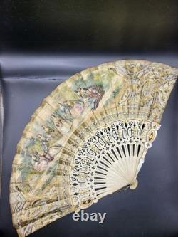 Eventail ancien Napoléon III XIXe Décor scènes galantes Monture Nacre