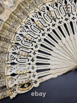 Eventail ancien Napoléon III XIXe Décor scènes galantes Monture Nacre