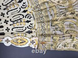 Eventail ancien Napoléon III XIXe Décor scènes galantes Monture Nacre