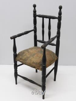 - FAUTEUIL de POUPEE XIXe NAPOLEON III BOIS NOIRCI Tissu origine sorti grenier D