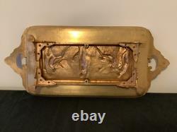 Ferdinand Levillain & Barbedienne, Plat en bronze XIXe, dorure médaille