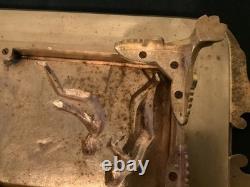 Ferdinand Levillain & Barbedienne, Plat en bronze XIXe, dorure médaille