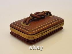 Franc-maçonnerie Boîte cuir et laiton noud en lacs d'amour fin XIX / XXème