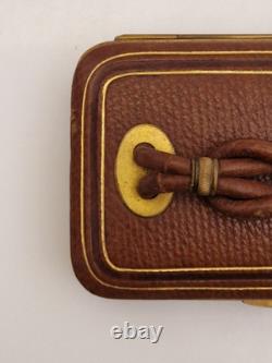 Franc-maçonnerie Boîte cuir et laiton noud en lacs d'amour fin XIX / XXème