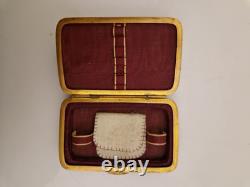 Franc-maçonnerie Boîte cuir et laiton noud en lacs d'amour fin XIX / XXème