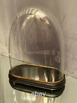 Globe en verre soufflé XIXe Napoléon III sur socle bois noirci