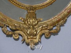 Grand Miroir Ovale à Parecloses d'époque Napoléon III En Bois Et Stuc Doré, XIX