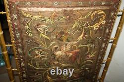 Grand ecran pare feu Napoleon III Broderie Bois doré Bambou XIX ème