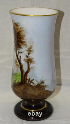 -JOLI VASE NAPOLEON III OPALINE DE CRISTAL décor PEINT XIXe collection vitrine D