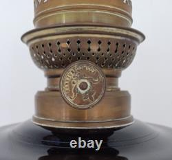 Jolie LAMPE A PETROLE napoléon III Opaline Soufflée Noire & Émaillée XIXè