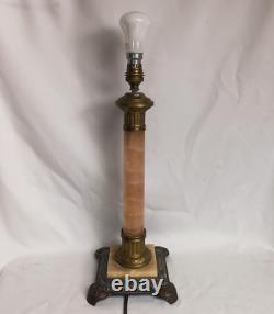 Lampe de table Napoléon III en albâtre et régule XIXe S. Hauteur 40 cm