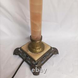 Lampe de table Napoléon III en albâtre et régule XIXe S. Hauteur 40 cm