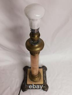 Lampe de table Napoléon III en albâtre et régule XIXe S. Hauteur 40 cm