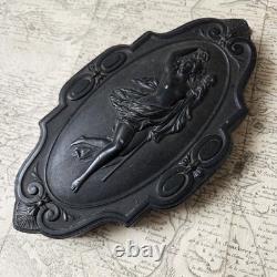 Médaillon Gutta Percha Nymphe XIXè Napoléon III Second Empire Symbole Printemps