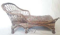 Méridienne poupée Napoléon III osier garniture XIX° chaise longue doll wicker