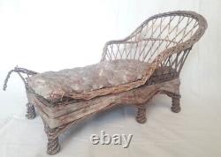 Méridienne poupée Napoléon III osier garniture XIX° chaise longue doll wicker