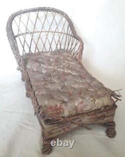 Méridienne poupée Napoléon III osier garniture XIX° chaise longue doll wicker