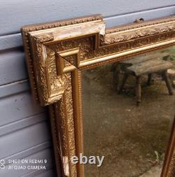 Miroir de style Napoléon III doré à la feuille XIXe siècle A restaurer